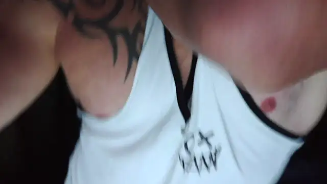 XxBigboybandxX online show from 10-10-25, 06:20