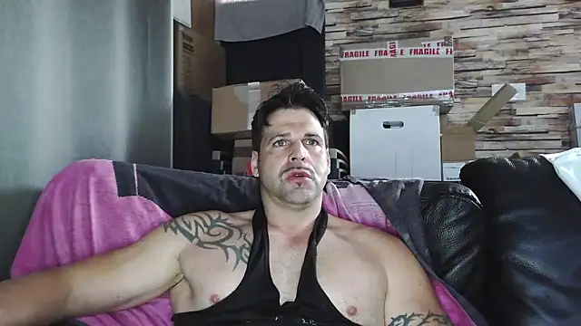 XxBigboybandxX online show from 04-14-26, 11:37