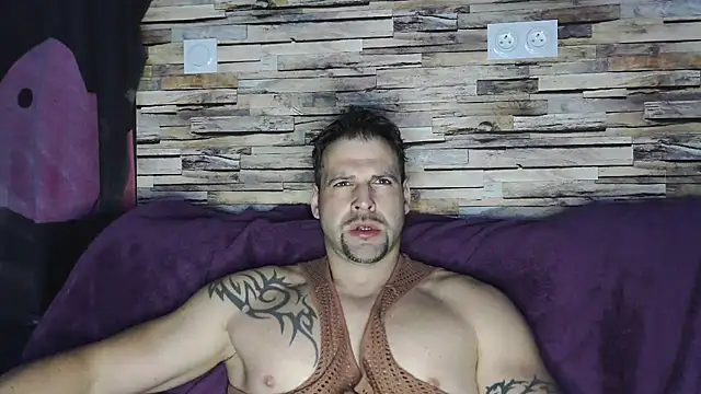 XxBigboybandxX online show from 03-15-25, 06:14