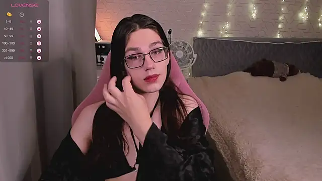 Snapshot of Alfreda_Mills chatting on 09-14-25, 10:37 Alfreda Mills online show from 09-14-25, 10:37