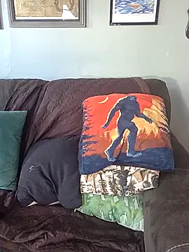 Icebearsticlese online show from 04-19-26, 10:01