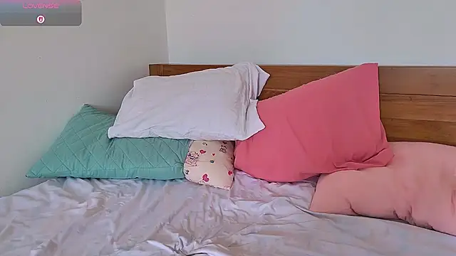 SashaStory online show from 10-31-25, 08:00