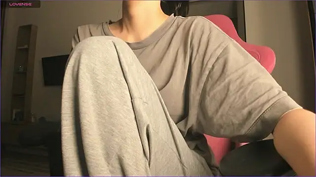 sweetiebunny22 online show from 02-18-26, 12:01