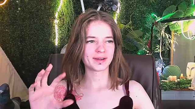 TinaDavil online show from 02-25-25, 06:01