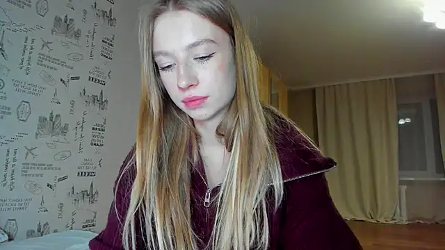 minidivaa  online show from 12-14-25, 08:36