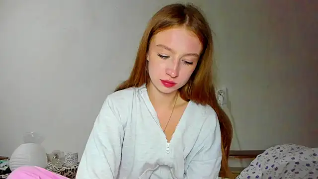 minidivaa  online show from 07-11-26, 10:10