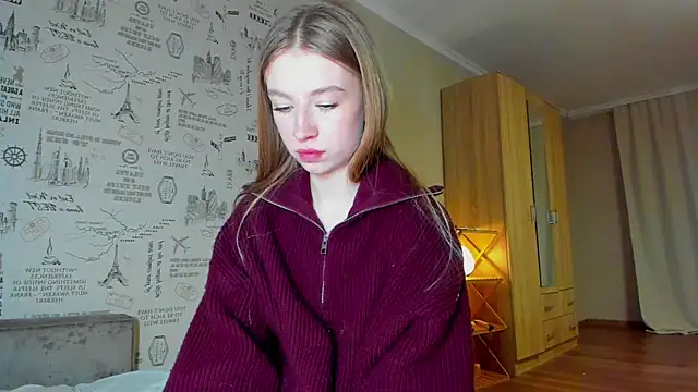 minidivaa  online show from 12-20-25, 09:17