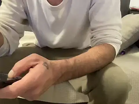 4small4inchlol online show from 03-08-26, 09:18