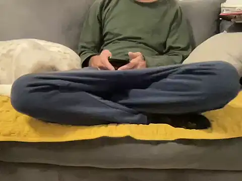 4small4inchlol online show from 12-14-25, 06:13