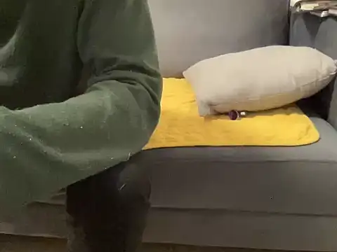 4small4inchlol online show from 01-10-26, 12:28