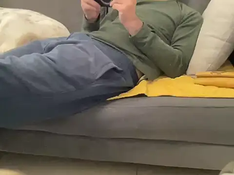 4small4inchlol online show from 04-01-26, 08:59