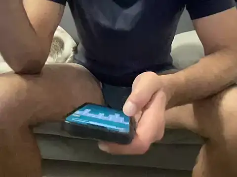 4small4inchlol online show from 04-21-26, 04:24