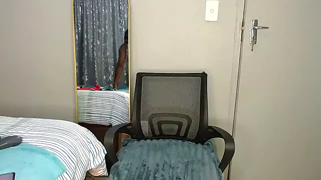 MissBigNipples online show from 04-07-26, 01:51