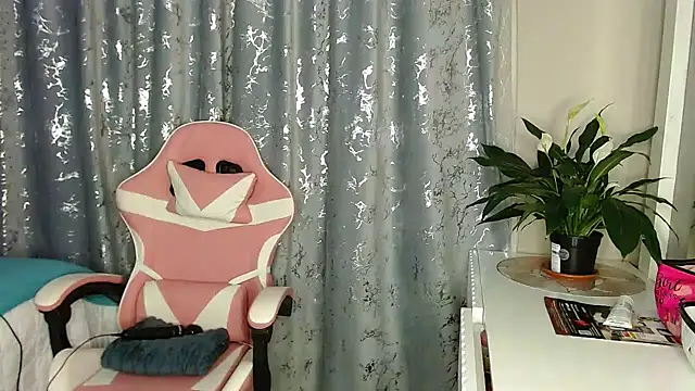 MissBigNipples online show from 07-15-26, 03:02
