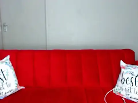 Snapshot of MissBigNipples chatting on 11-30-25, 06:09 MissBigNipples online show from 11-30-25, 06:09