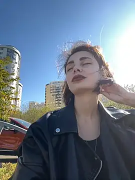 SandraCarter online show from 09-15-25, 06:14