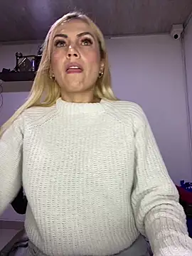 Snapshot of alicev_kitty chatting on 02-03-26, 12:54 alicev kitty online show from 02-03-26, 12:54