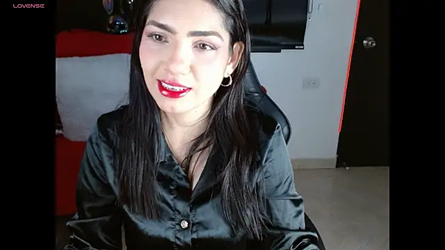 Carolaine69  online show from 06-30-26, 01:33
