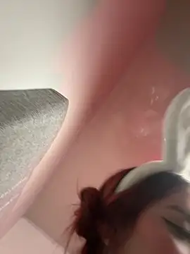 Isa smeraldy online show from 03-04-26, 06:43