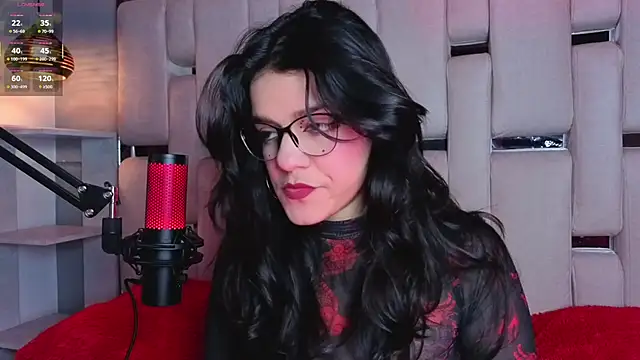 Snapshot of ValerieKay_ chatting on 04-19-26, 02:18 ValerieKay online show from 04-19-26, 02:18