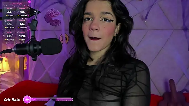 Snapshot of ValerieKay_ chatting on 10-21-25, 09:14 ValerieKay online show from 10-21-25, 09:14