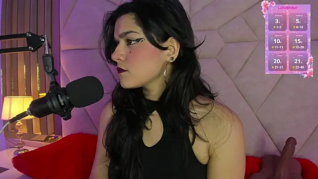 Snapshot of ValerieKay_ chatting on 09-09-25, 08:40 ValerieKay online show from 09-09-25, 08:40