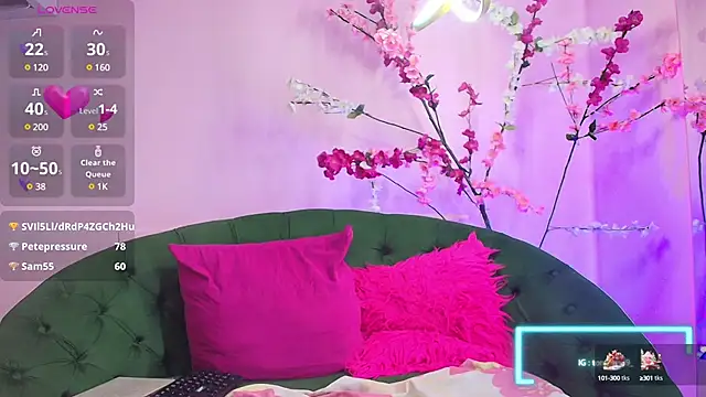 Snapshot of almendraevans chatting on 02-14-25, 06:08 almendraevans online show from 02-14-25, 06:08