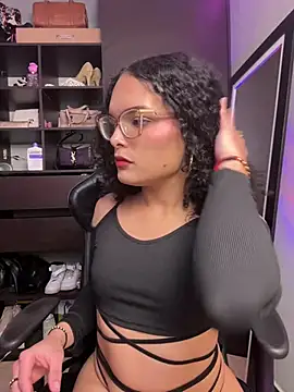 MeganDaviees online show from 04-10-26, 10:17