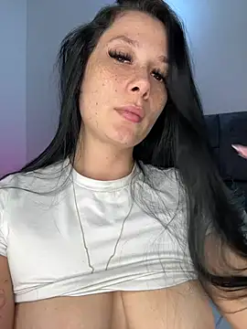 Libia James online show from 03-11-26, 01:21