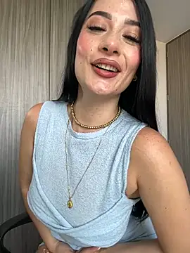Snapshot of Libia_James chatting on 03-16-25, 01:17 Libia James online show from 03-16-25, 01:17