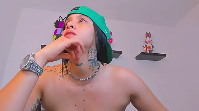 Gangster Girl online show from 03-08-25, 05:38