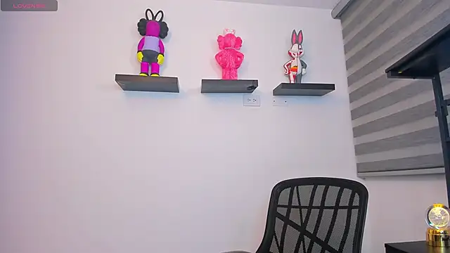 Gangster Girl online show from 03-24-26, 11:38