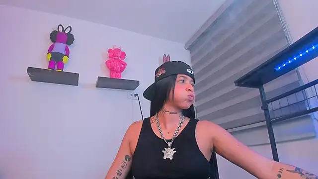 Gangster Girl online show from 11-13-25, 12:47