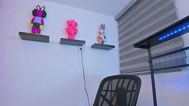 Gangster Girl online show from 11-20-25, 12:55