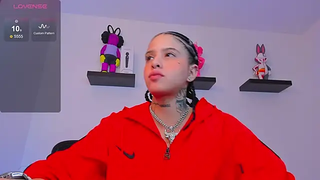 Gangster Girl online show from 03-21-25, 01:34