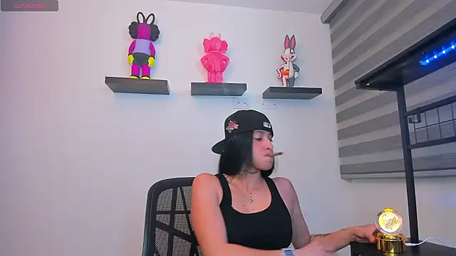 Gangster Girl online show from 02-05-26, 12:17