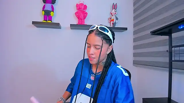 Gangster Girl online show from 10-05-25, 02:24