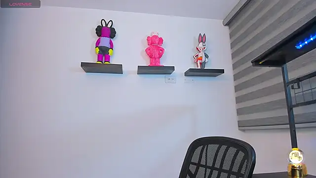 Gangster Girl online show from 02-17-26, 06:54