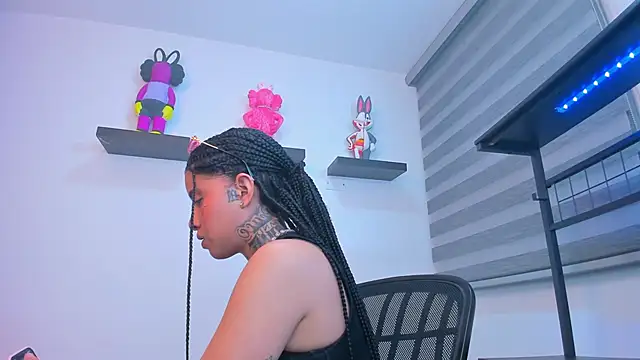 Gangster Girl online show from 10-04-25, 12:56