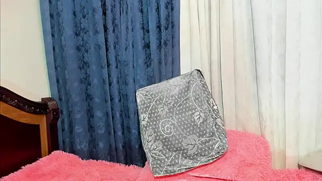 Snapshot of Rachel_Dubois chatting on 01-23-25, 04:41 Rachel Dubois online show from 01-23-25, 04:41