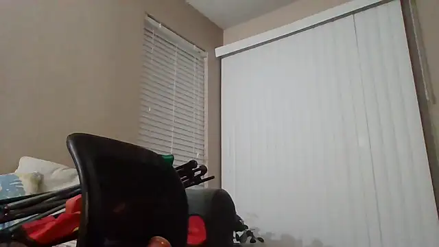 SexxyreddMale online show from 03-05-25, 07:27