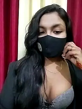 Snapshot of Myra-sen chatting on 12-22-25, 04:18 Myra-sen online show from 12-22-25, 04:18