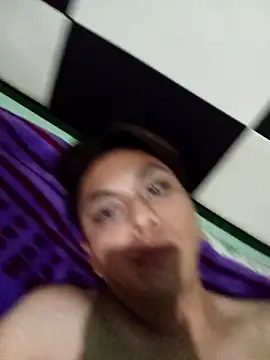 Snapshot of AngLMex chatting on 09-14-25, 08:04 AngLMex online show from 09-14-25, 08:04