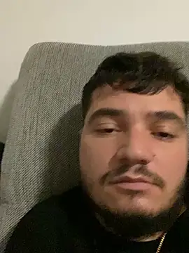 Snapshot of nik99xxx chatting on 10-21-25, 08:08 nik99xxx online show from 10-21-25, 08:08