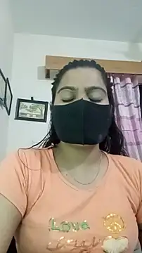 Snapshot of Amisha-2 chatting on 05-22-26, 01:09 Amisha-2 online show from 05-22-26, 01:09