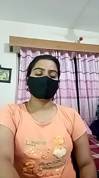Snapshot of Amisha-2 chatting on 06-12-26, 08:28 Amisha-2 online show from 06-12-26, 08:28
