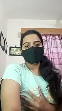 Snapshot of Amisha-2 chatting on 06-13-26, 05:44 Amisha-2 online show from 06-13-26, 05:44