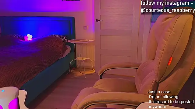 courteous raspberrry online show from 01-28-25, 12:22