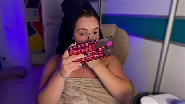 courteous raspberrry online show from 09-23-25, 12:56