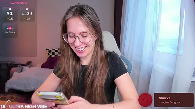 Snapshot of ms_allison_w chatting on 02-20-25, 02:02 ms allison w online show from 02-20-25, 02:02